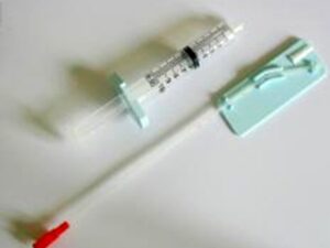 Suction curelle endometrial sampler with syringe